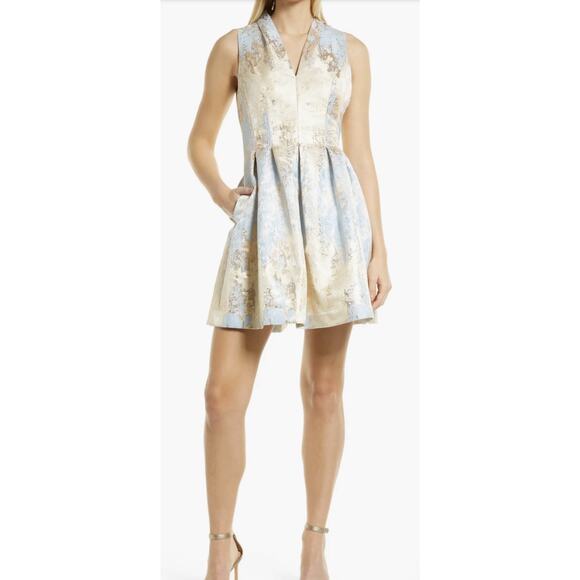 Vince Camuto Metallic Brocade Fit & Flare Dress Blue Gold Sleeveless Size 2 - Picture 1 of 12